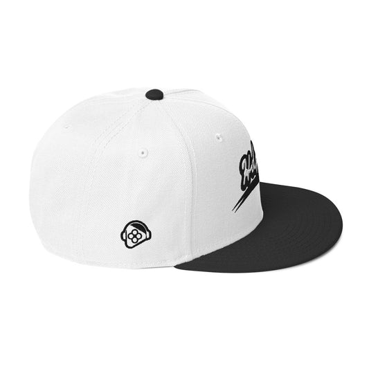 Flat Visor Black/White Snapback Hat